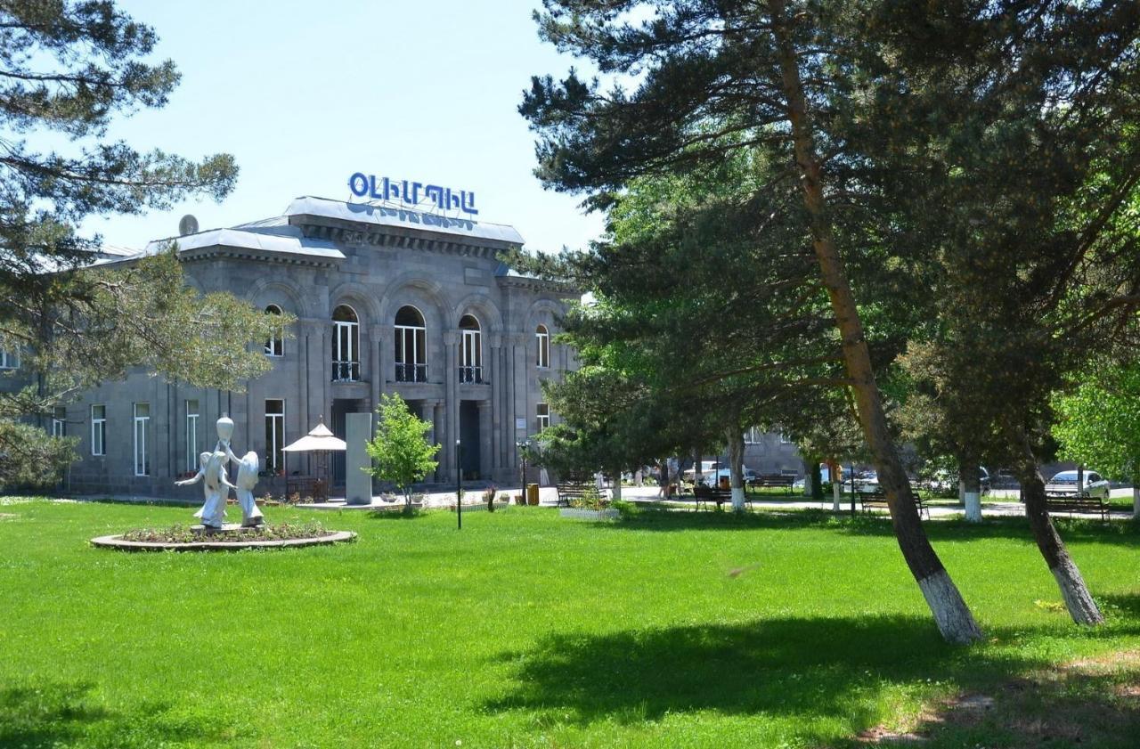 Hotel Jermuk Olympia Sanatorium Exterior foto